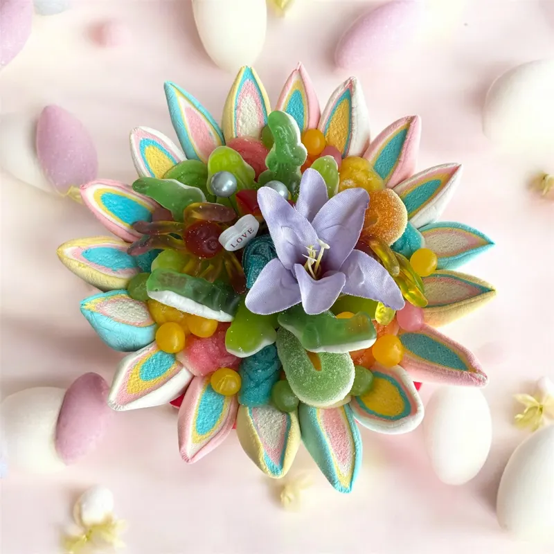 Bouquet de bonbons pastel avec oursons et lapins gélifiés